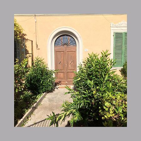 Bed and Breakfast Le Cascine Pisa Exterior foto